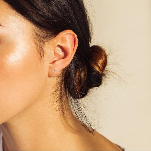 Luxury 925 Sterling Silver Stud Earrings with AAA Cubic Zirconia, Hypoallergenic - Picture 2 of 4